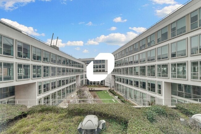 Location Bureaux 263 m² à 7 000 m²