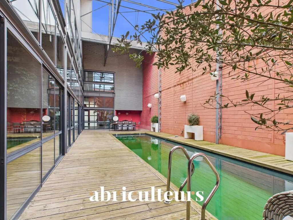 Location Bureaux 173 m² - Photo 1