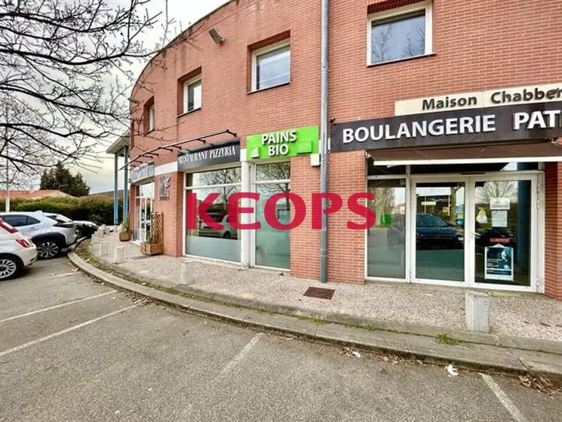 Location Commerce 90 m² - Photo 1